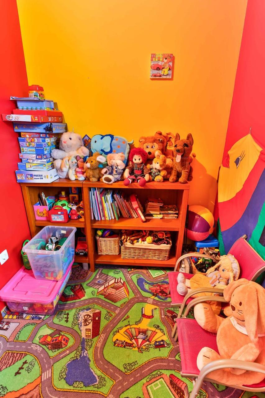 Sara-Lux Apartman Nyarliget Dış mekan fotoğraf